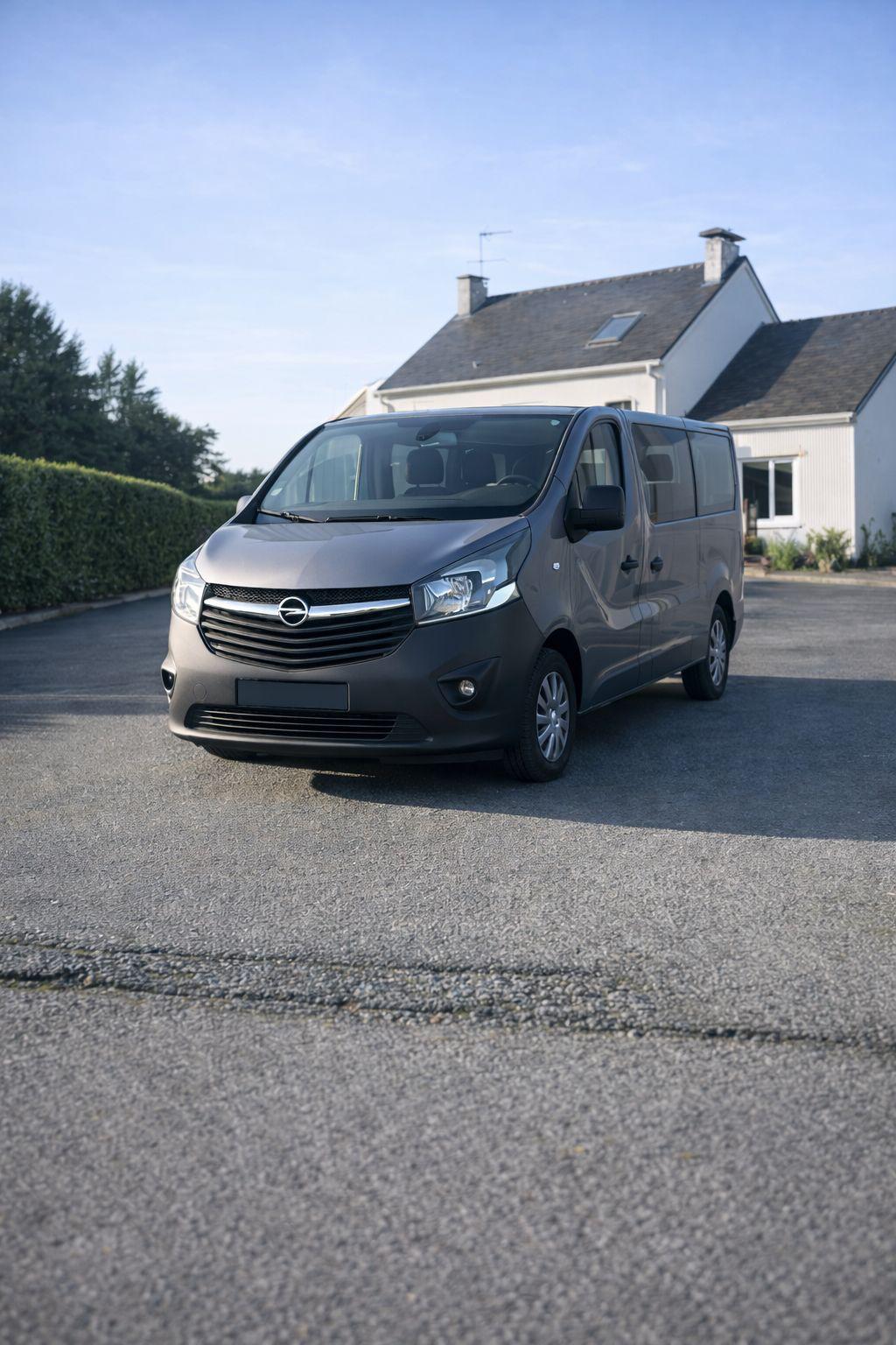 Minibus 9 Places – Image 2